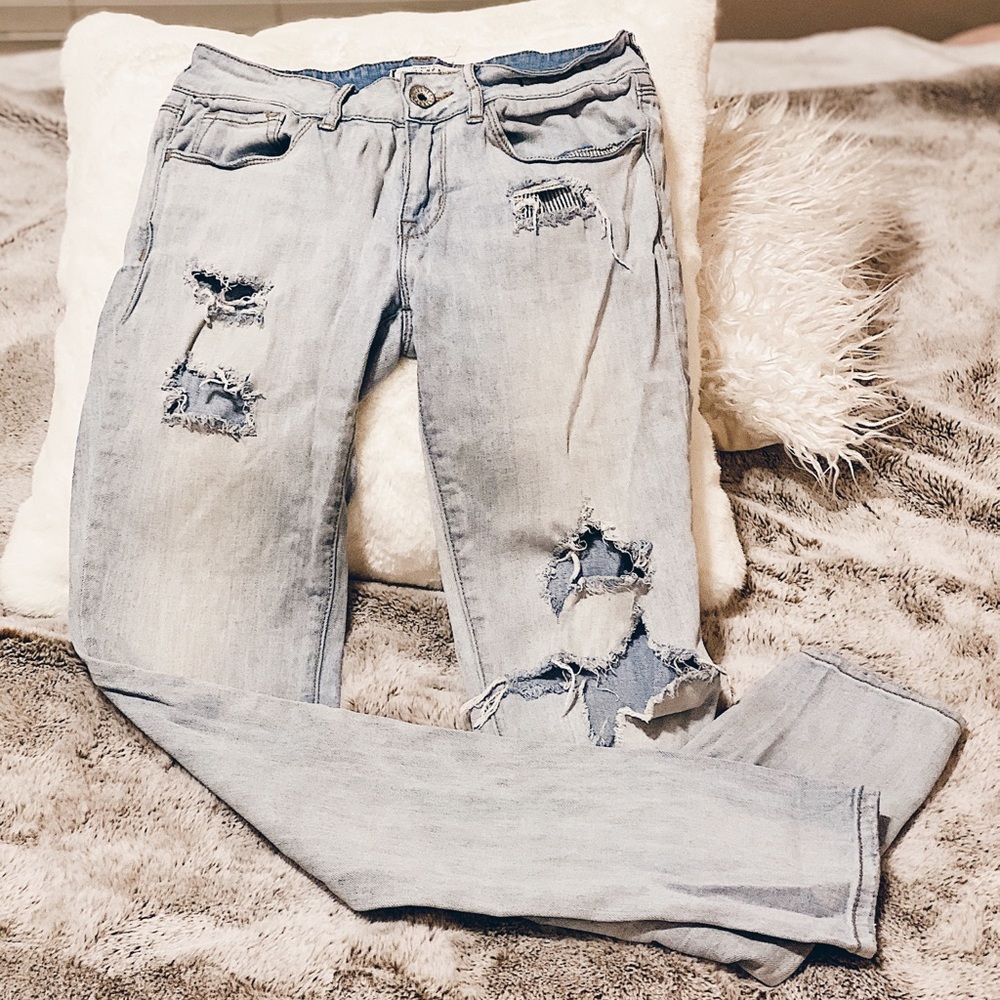 Pacsun Light Wash Ripped Jeans